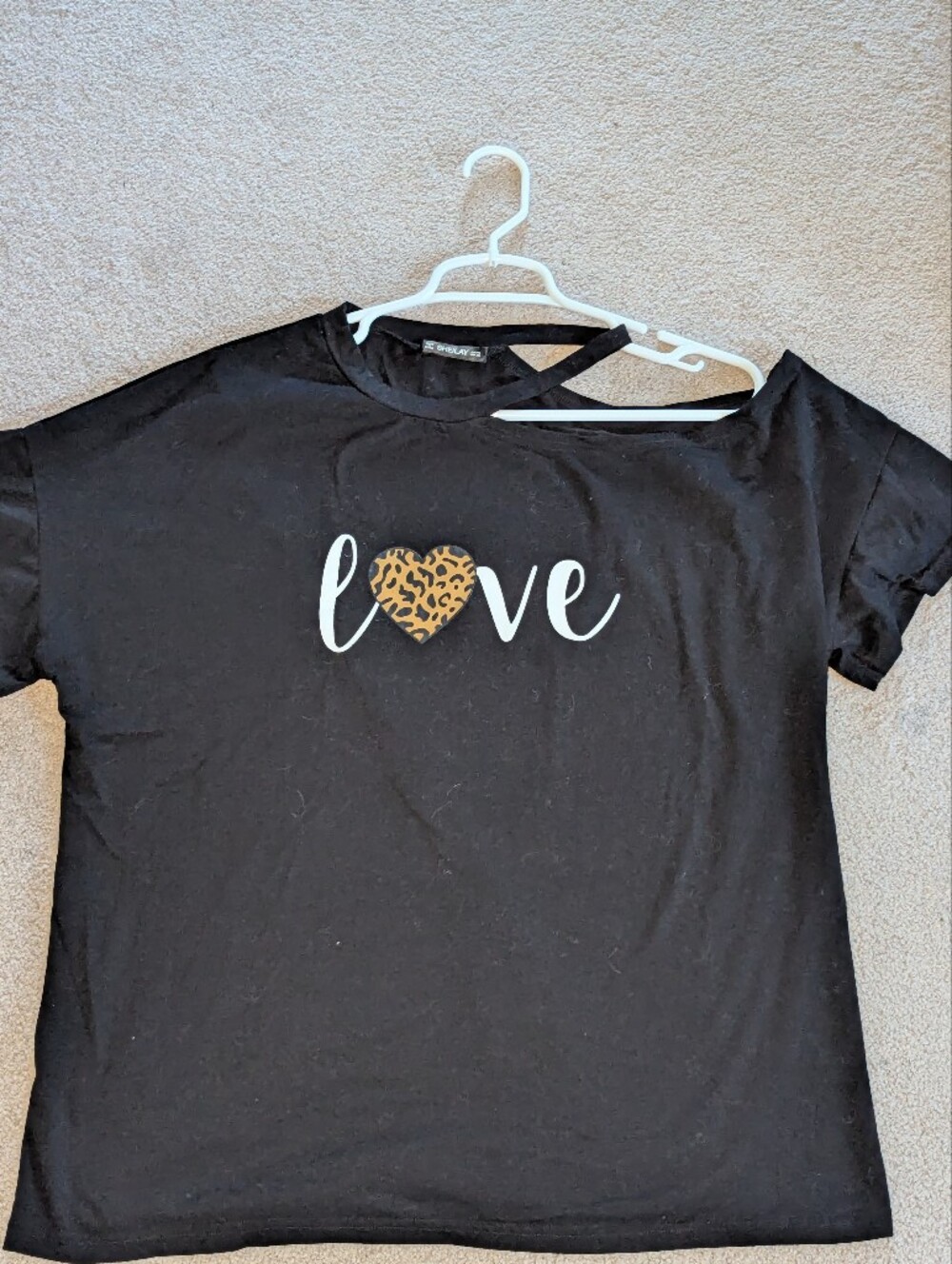 One Open Shoulder Love T With A Leopard Print Heart For The O. Size XXL. NWOT
